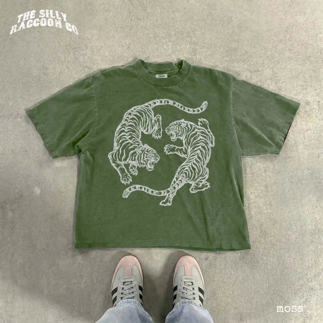 Premium Japanese Fighting Tigers Tee Vintage Tattoo Art Graphic Shirt Retro Tiger Lover Gift Unisex Top
